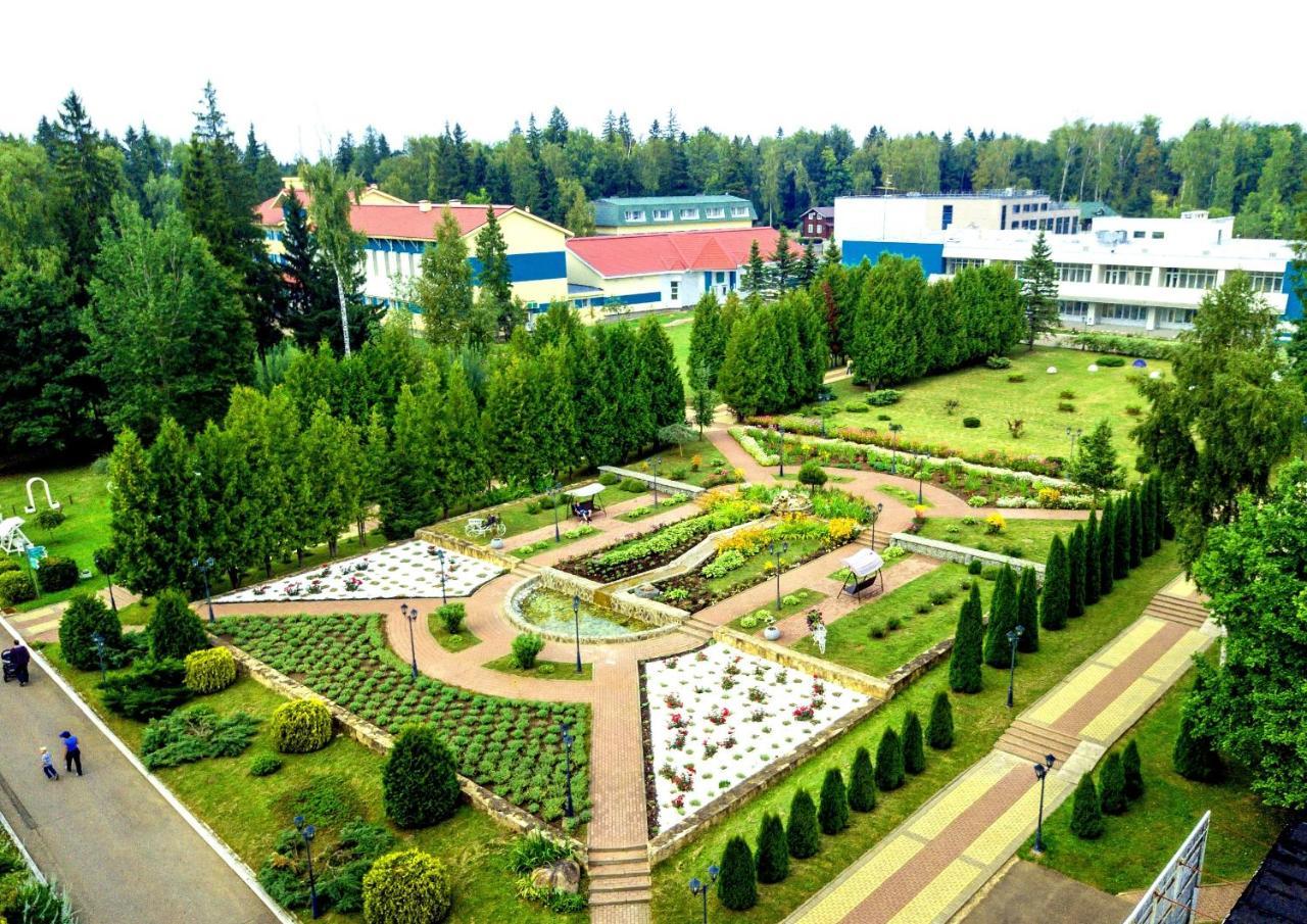 Kompleks Otdykha & Spa Bekasovo Hotell Exteriör bild